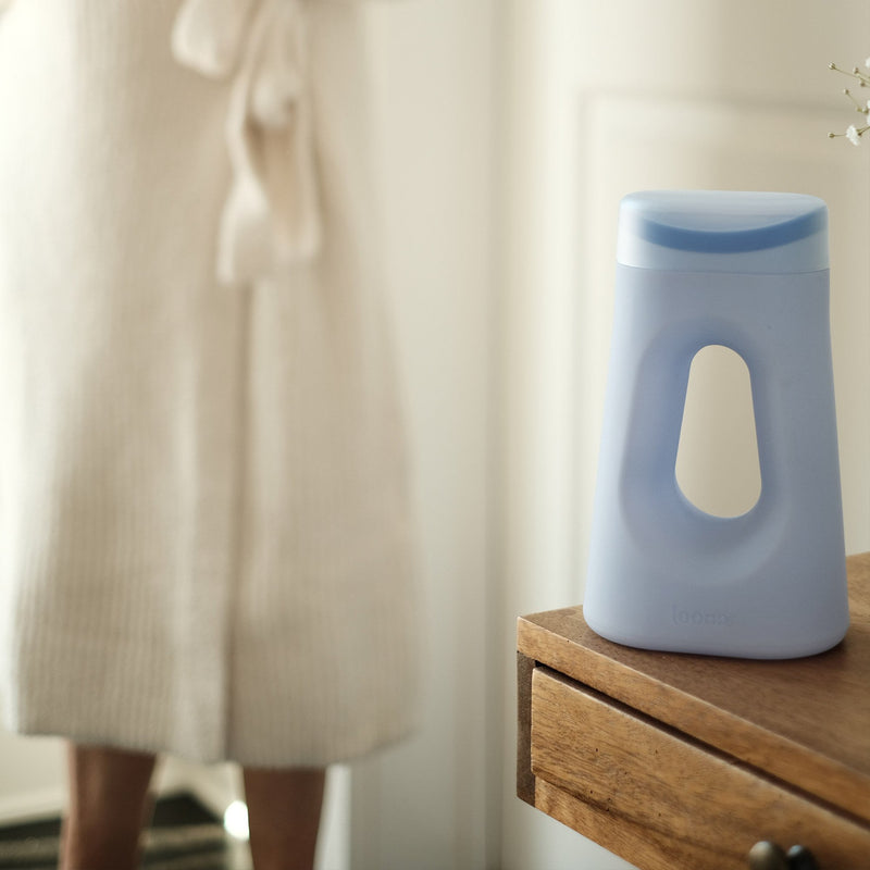 The Loona Female Urinal for Bedside, Travel, Camping, Portable with Lid, Loona Blue 1234486