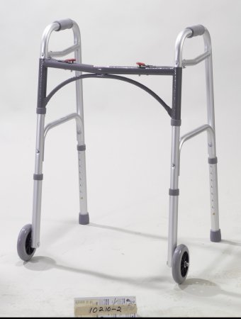 drive™ Deluxe Dual Release Folding Walker