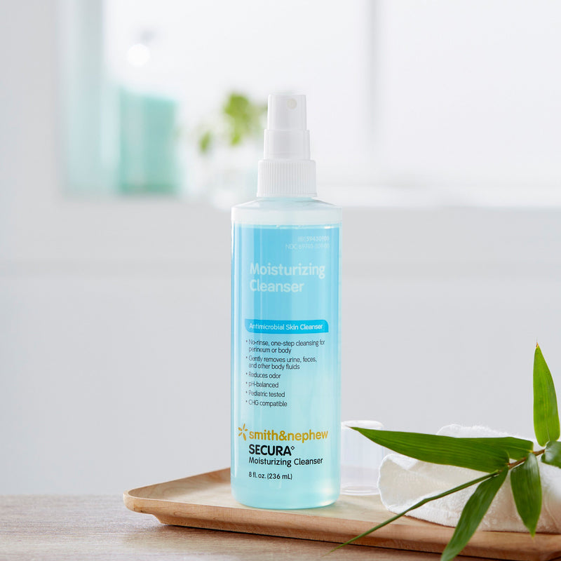 Smith & Nephew Secura™ Antimicrobial Soap