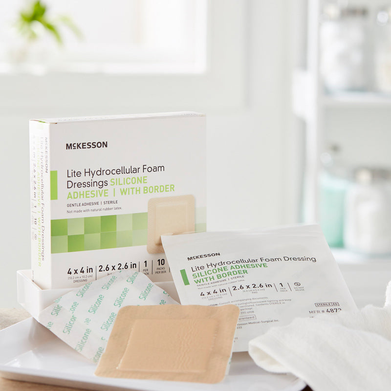 McKesson Lite Silicone Gel Adhesive with Border Thin Silicone Foam Dressing, 4 x 4 Inch